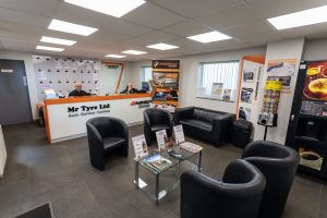 mr tyre lincoln branch reception