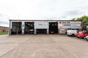 mr tyre lincoln branch