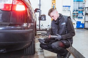 Mr Tyre Ashton-under-Lyne tyre pressure check