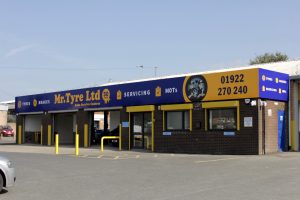 Mr Tyre Bloxwich branch exterior